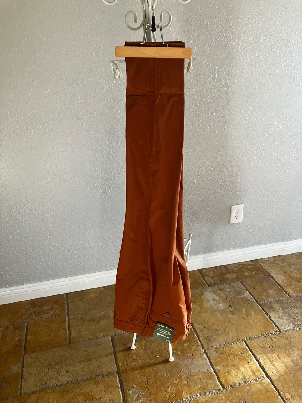 NWT JCPenney Men's Chinos in Rust-Burnt Orange
